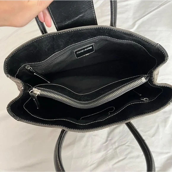 Dooney and Bourke Black Leather and Signature Print Hand Bag and Wallet - Picture 4 of 8